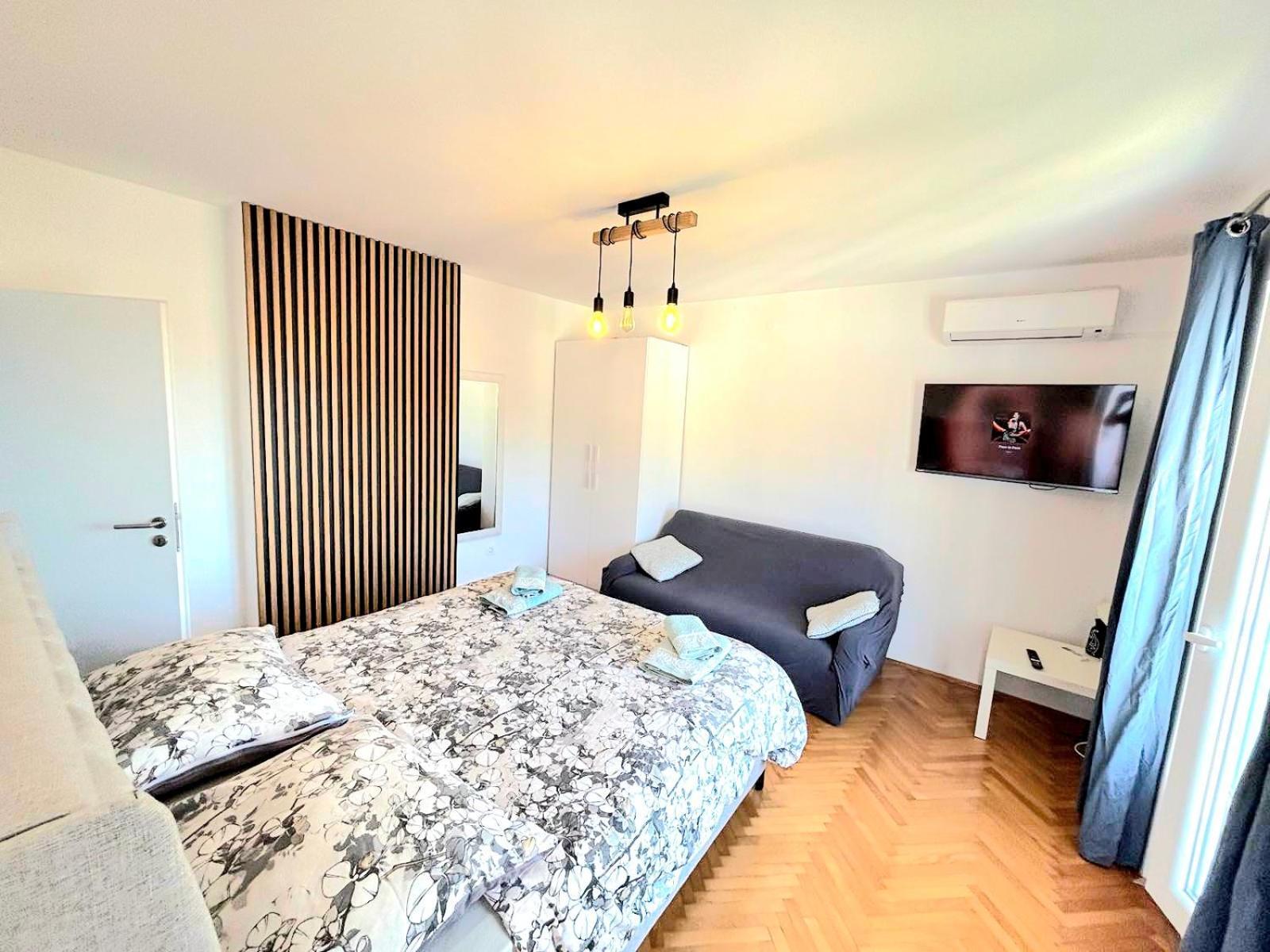 Kala Sea View Apartments 150M From Beach And 250 M From Old Town بوريتش المظهر الخارجي الصورة
